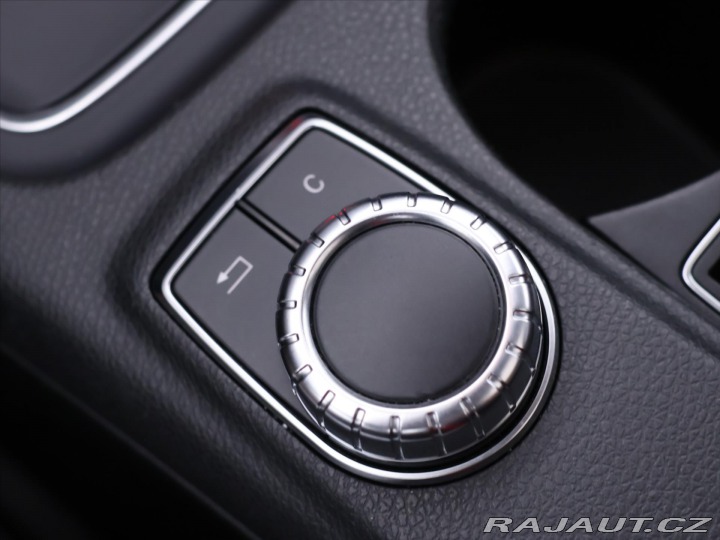 Mercedes-Benz A 2,0 45 AMG Turbo 265KW Au 2015