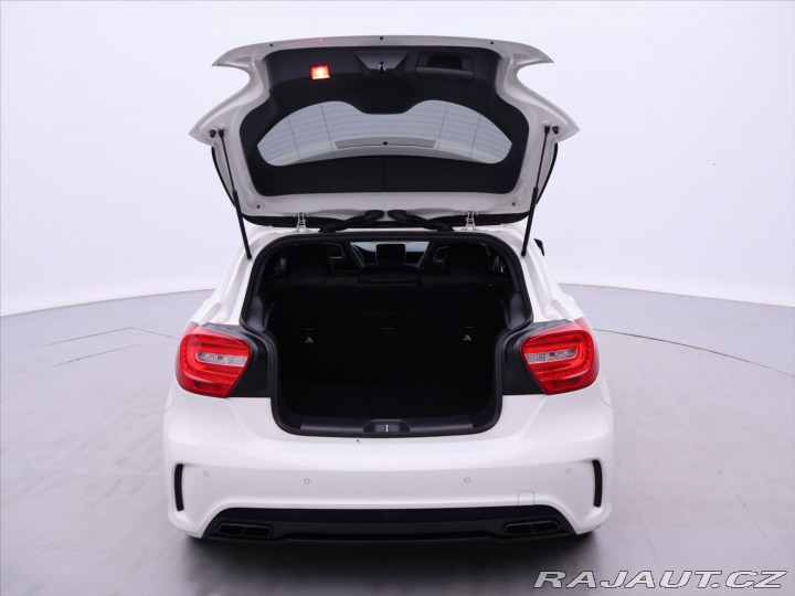 Mercedes-Benz A 2,0 45 AMG Turbo 265KW Au 2015