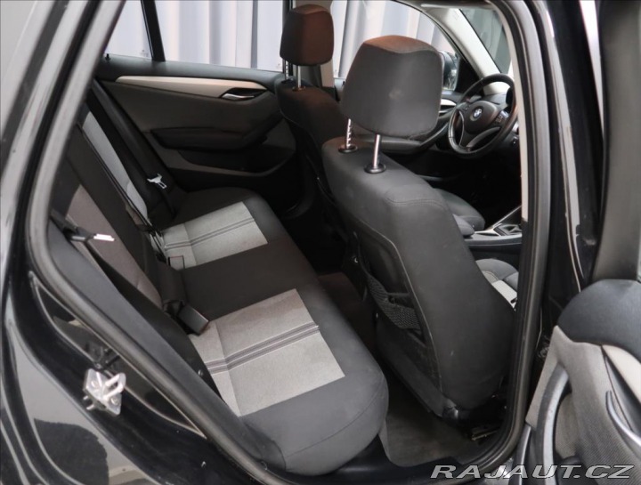 BMW X1 2,0 D XDrive  AUT 2011