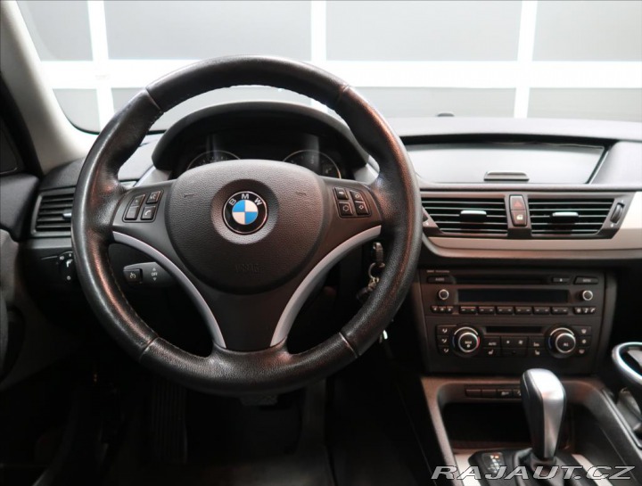 BMW X1 2,0 D XDrive AUT 2011