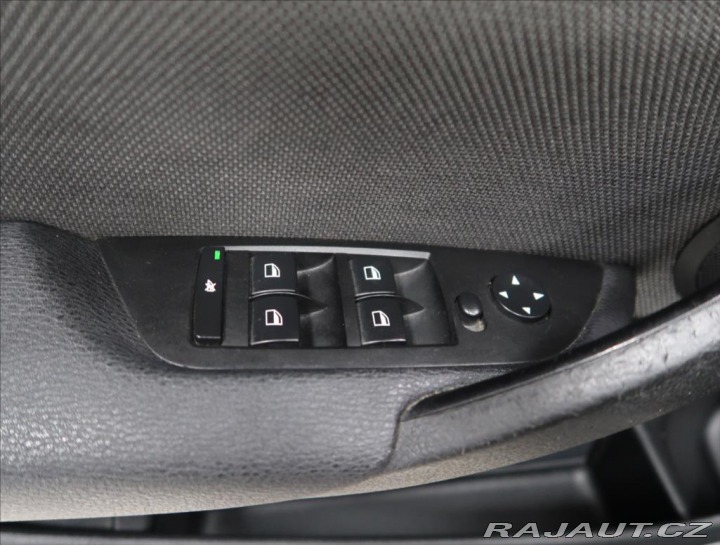 BMW X1 2,0 D XDrive AUT 2011