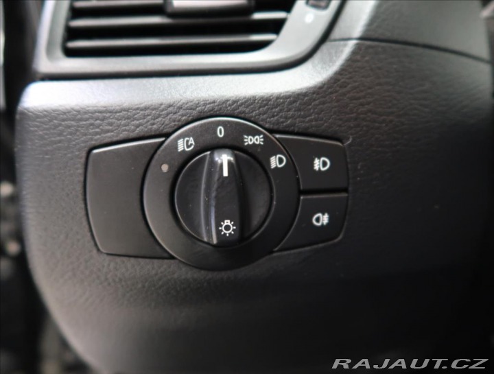 BMW X1 2,0 D XDrive AUT 2011