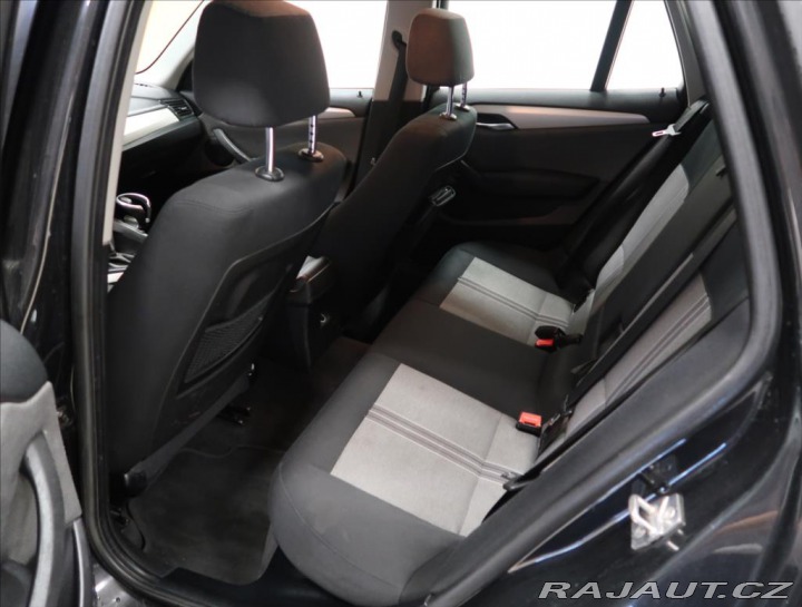 BMW X1 2,0 D XDrive  AUT 2011