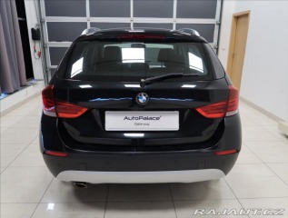 BMW X1 2,0 D XDrive  AUT 2011