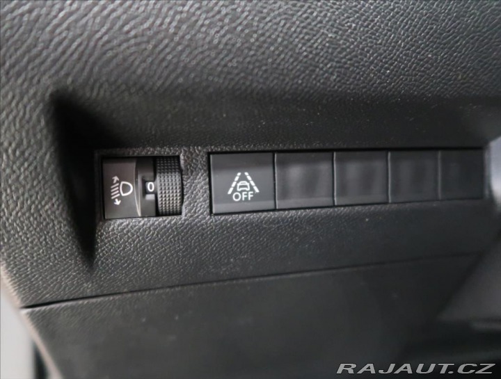 Peugeot 2008 1,5 HDI AUT ALLURE 96KW 2020