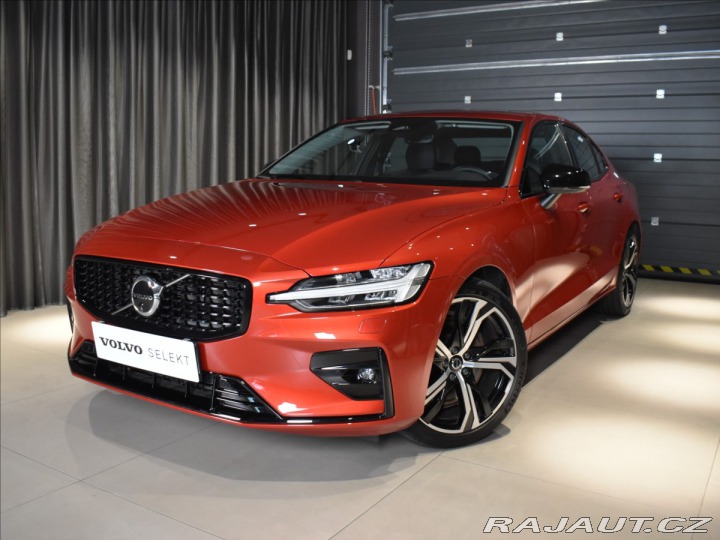 Volvo S60 2,0 B5 AWD ULT Panorama,B 2024
