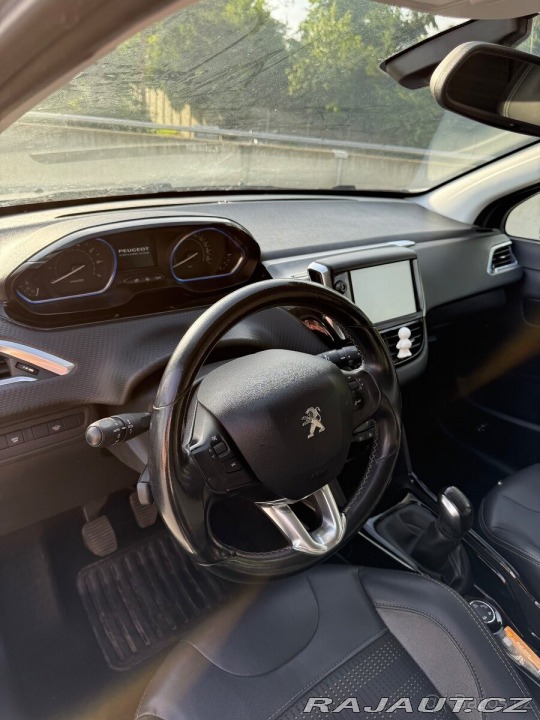 Peugeot 2008 1,2 PureTech 81 kW, man 2016