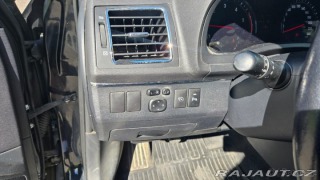 Toyota Avensis 2,0 TDI nafta 2013