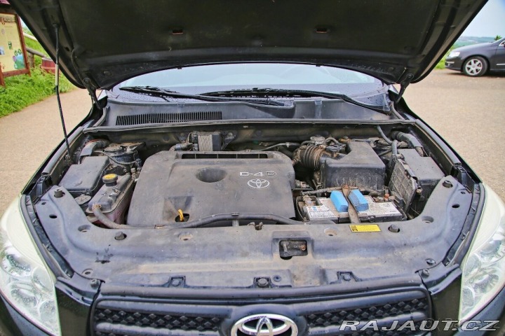 Toyota RAV4 2,0 2007