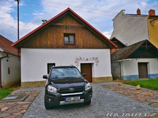Toyota RAV4 2,0 2007
