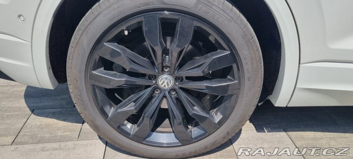 Volkswagen Touareg 3,0 TDI R-Line 2019