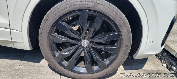 Volkswagen Touareg 3,0 TDI R-Line 2019