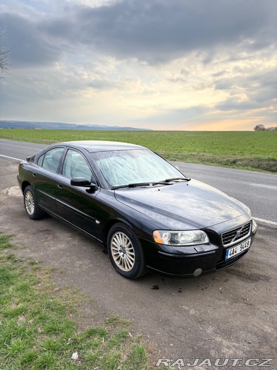 Volvo S60 2,5 T AWD, 154 kW, auto 2004