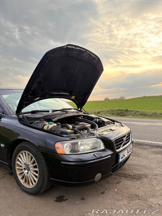 Volvo S60 2,5 T AWD, 154 kW, auto 2004