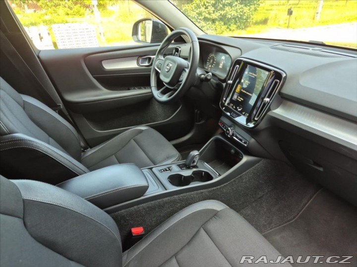 Volvo XC40 2,0 T5 AWD AUTOMAT 182 kW 2019