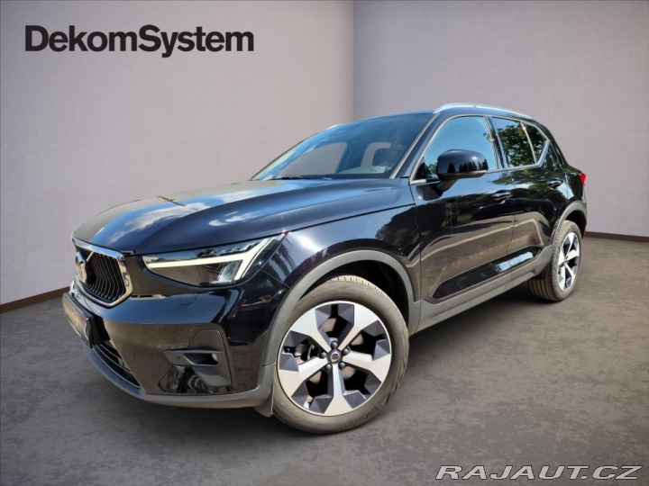 Volvo XC40 2,0 B3 FWD AUTOMAT 2023
