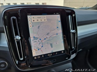 Volvo XC40 2,0 B3 FWD AUTOMAT 2023