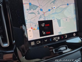 Volvo XC40 2,0 B3 FWD AUTOMAT 2023