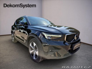 Volvo XC40 2,0 B3 FWD AUTOMAT 2023