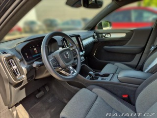 Volvo XC40 2,0 B3 FWD AUTOMAT 2023