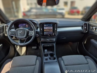 Volvo XC40 2,0 B3 FWD AUTOMAT 2023
