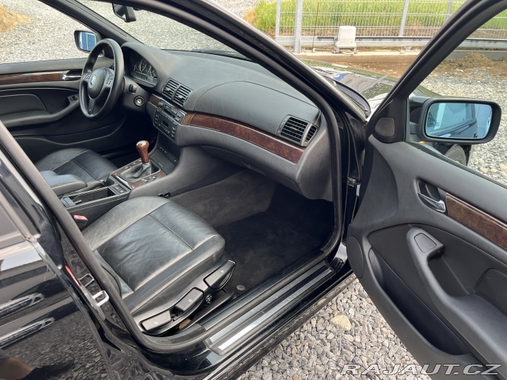 BMW 3 e46 330i CZ 2001