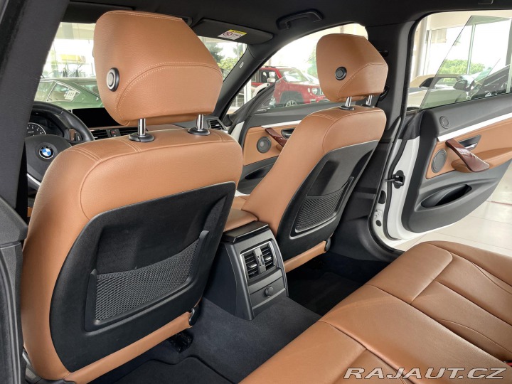 BMW 3 320i GT*Luxury*KeyLess*Na 2016