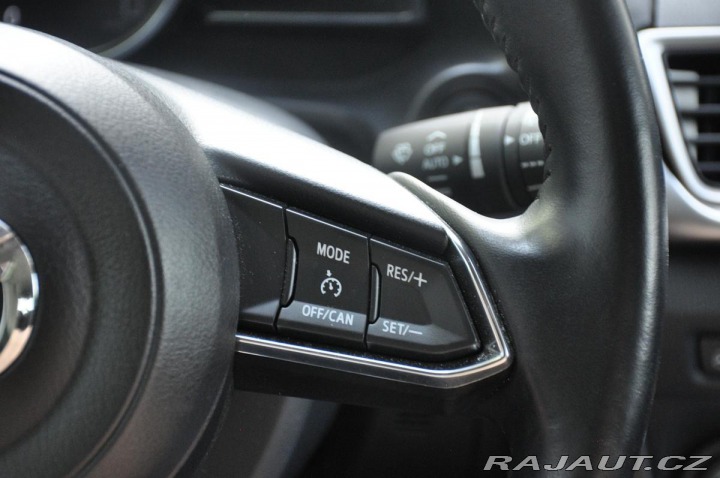 Mazda 3 2.0SKYACTIV-G TAKUMI HUD 2017