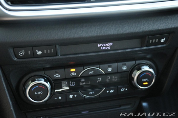 Mazda 3 2.0SKYACTIV-G TAKUMI HUD 2017