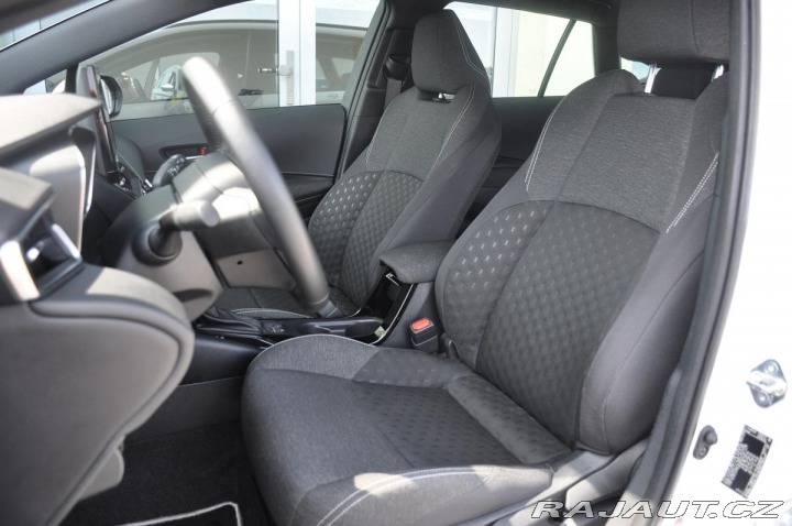 Toyota Corolla 1.8HYBRID e-CVT COMFORT Z 2024
