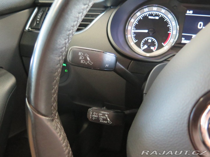 Škoda Octavia 2.0TDI,STYLE +,DPH,výhřev 2017