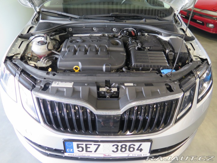 Škoda Octavia 2.0TDI,STYLE +,DPH,výhřev 2017
