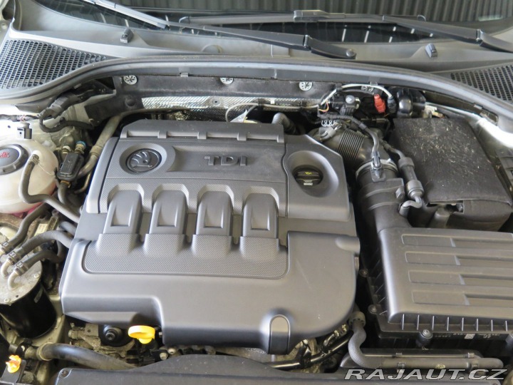 Škoda Octavia 2.0TDI,STYLE +,DPH,výhřev 2017
