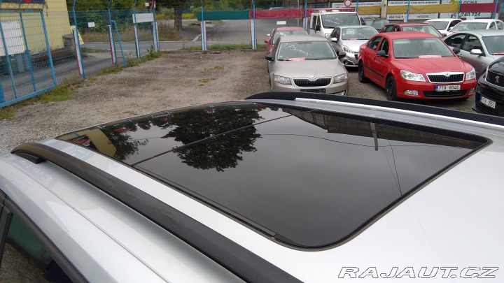 Volkswagen Sharan 2,0TDI Comfort Panorama 2012