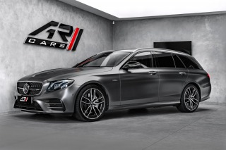 Mercedes-Benz E Burmester, AMG výfuk
