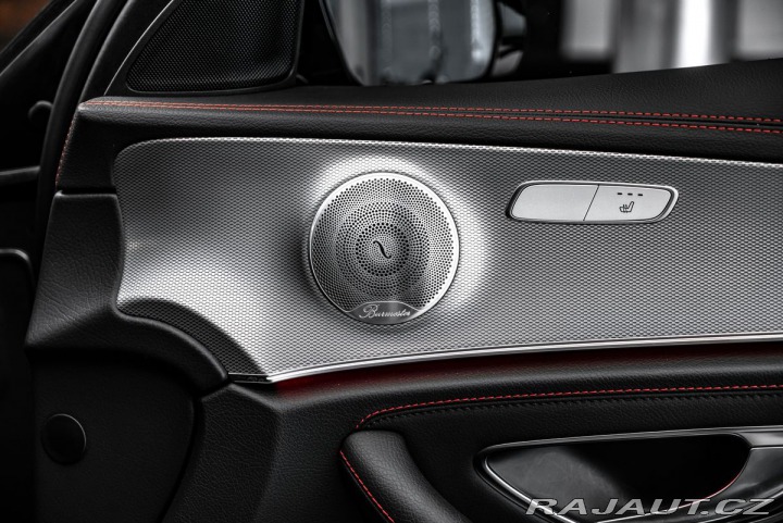 Mercedes-Benz E Burmester, AMG výfuk 2019
