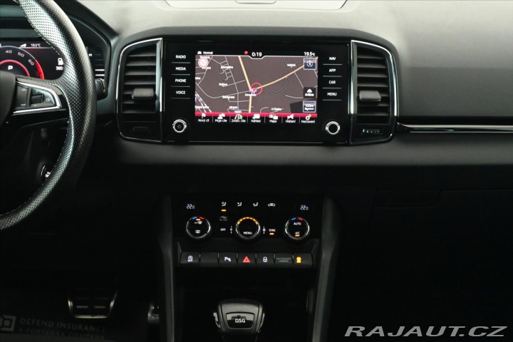 Škoda Karoq 1,5 TSi 110kW DSG *SportL 2020
