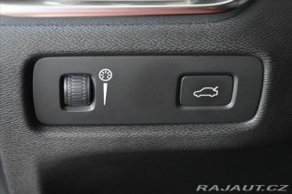 Volvo V60 2,0 D4 AWD 140kW AT CROSS 2019