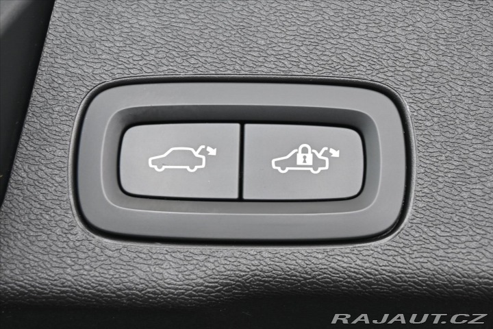 Volvo XC60 2,0 B5 AWD AT *Inscriptio 2020