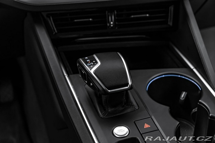 Volkswagen Touareg Vzduch, tažné, kůže, 20 2019