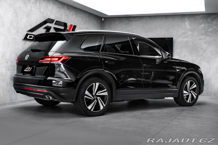 Volkswagen Touareg Vzduch, tažné, kůže, 20 2019