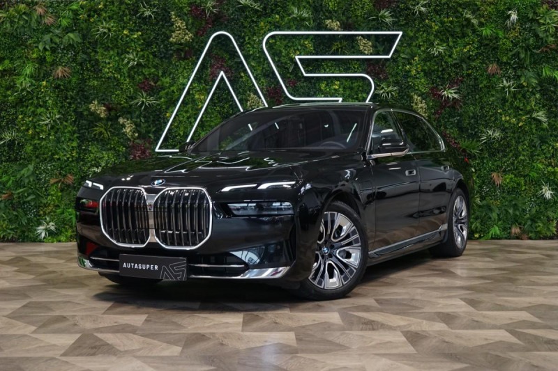 BMW 7 750e*xDRIVE*B&W*THEAT