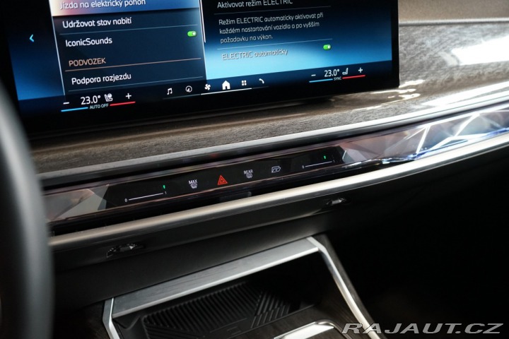 BMW 7 750e*xDRIVE*B&W*THEAT 2023
