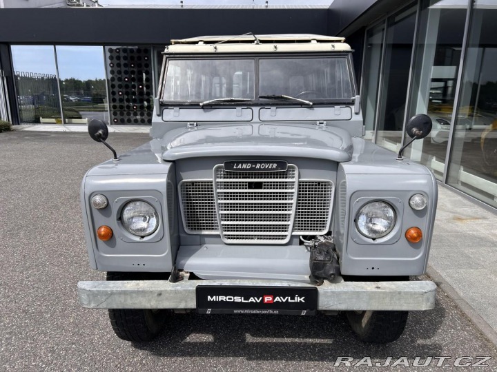 Land Rover Ostatní modely Series III 109 1977