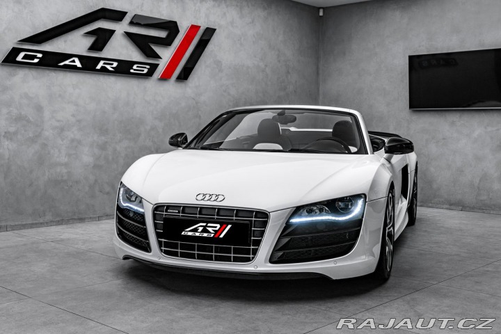 Audi R8 Akrapovič 2011