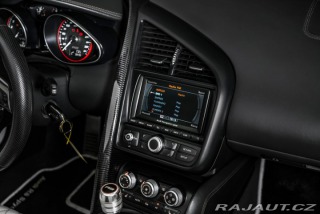 Audi R8 Akrapovič 2011