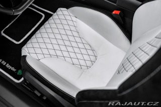Audi R8 Akrapovič 2011