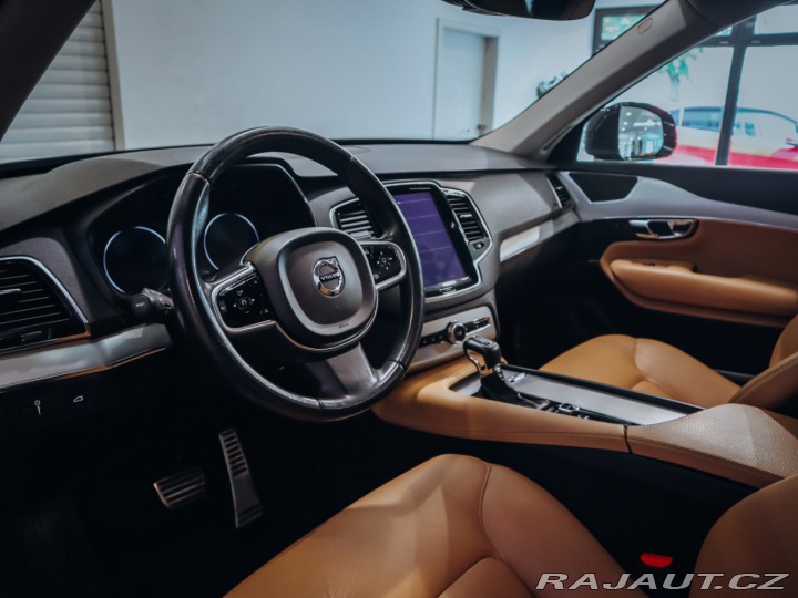 Volvo XC90 D5 AWD Momentum 2017