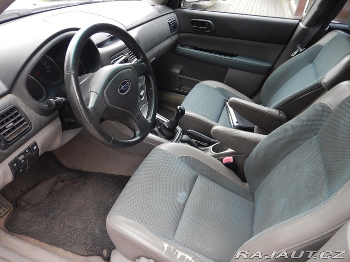 Subaru Forester 2.0 i 92 kW 2005