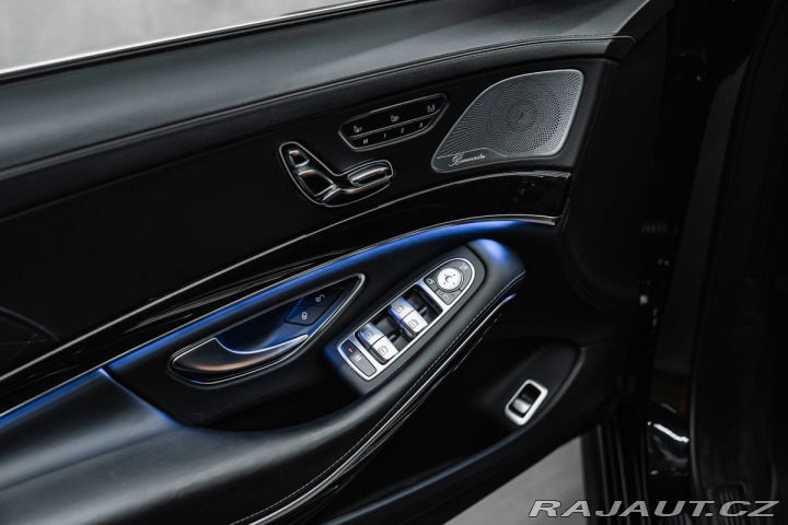 Mercedes-Benz S 4Matic L, Masáže, Nočné v 2019
